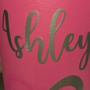 Meet your Posher, Ashley